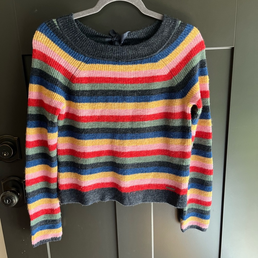 long sleeve stripped sweater
